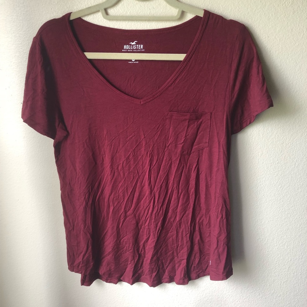 Red v neck tee shirt